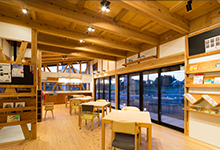 白岡市地域包括支援センター　ウエルシアハウス